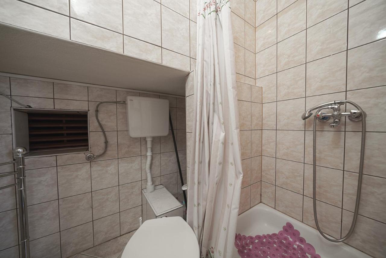 Apartmani Krizanovic Vodice Exterior photo
